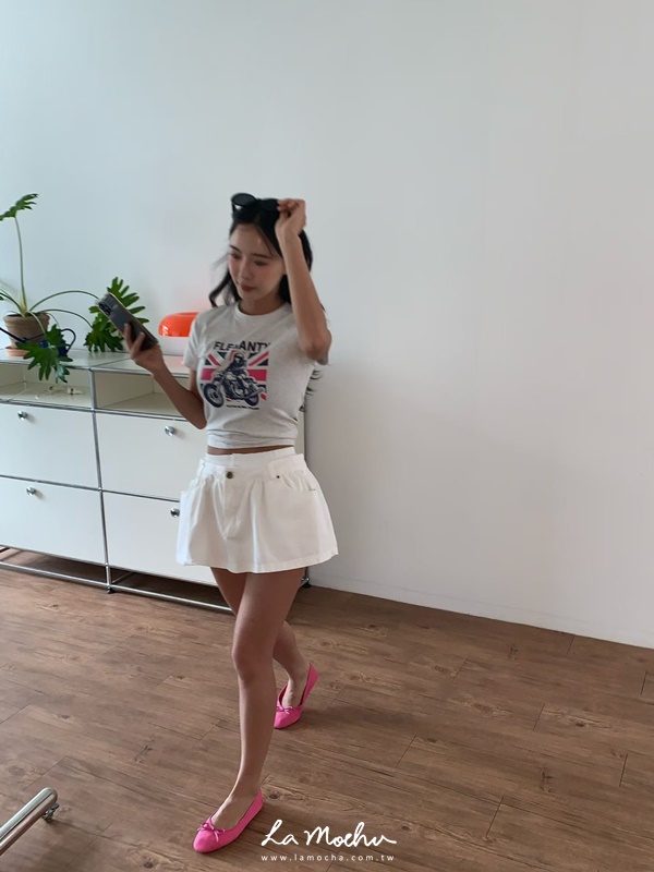 國旗騎士字母圓領上衣